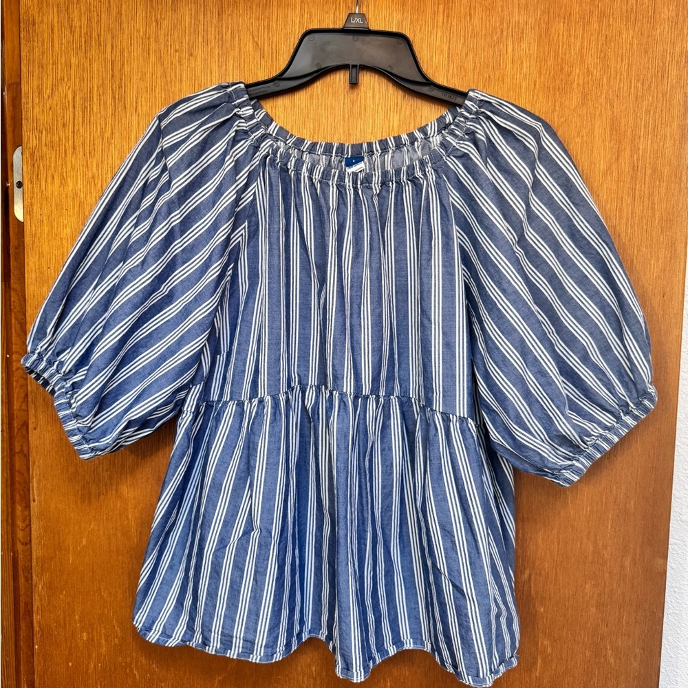 Old Navy Blue Striped Women's Top size large